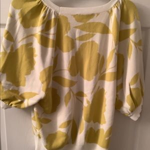 Beautiful short sleeve Ann Taylor sweater size L